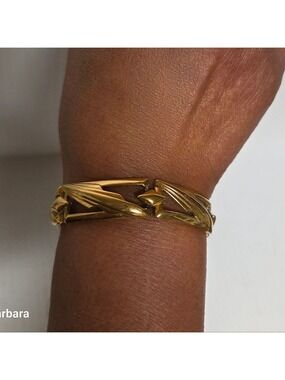 Vintage Monet Gold Plated Open-Work Link Bracelet